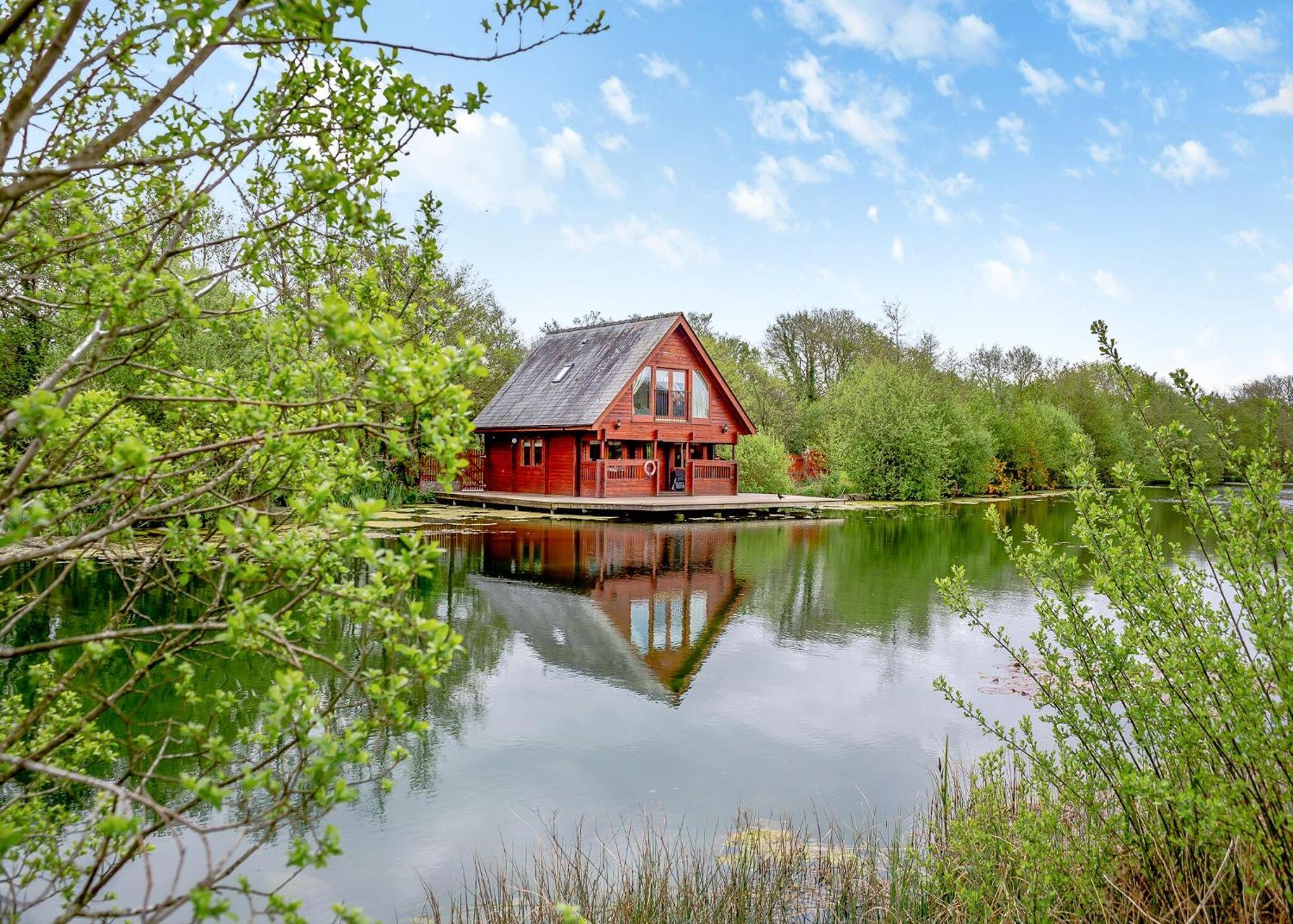 Anglesey Lakeside Lodges Menai Bridge Zewnętrze zdjęcie